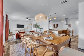 Dining - Billiards, Pool, Grill & Games! (Tempe)