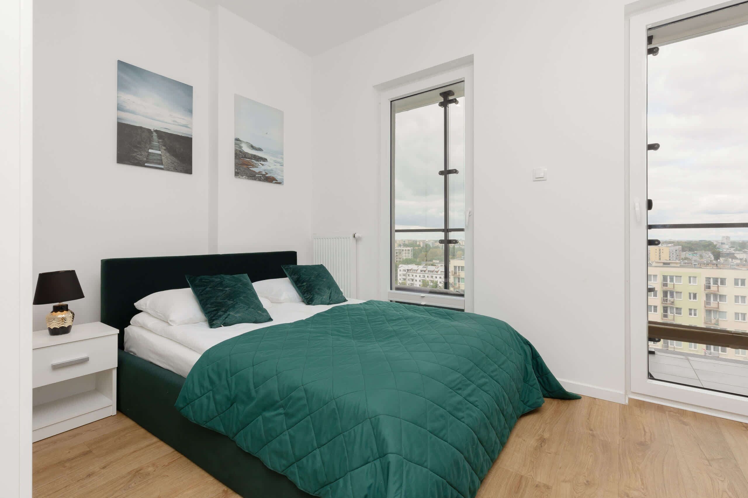 Bügeleisen/Bügelbrett, WLAN, Bettwäsche