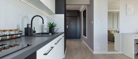 Refrigerador, horno, placa de cocina, lavavajillas