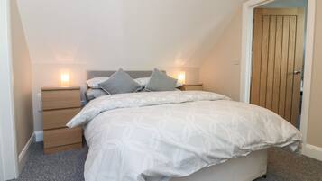 1 bedroom, individually decorated, individually furnished, free WiFi