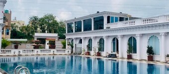 Dream Palace