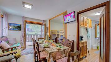 Familienapartment, Mehrere Schlafzimmer (Appartamento 7 Bello Mountain View) | Innenbereich