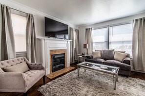 TV, fireplace - Tranquil Terrace - Duplex #2 (Corpus Christi)