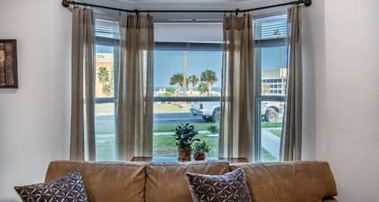 Tranquil Terrace - Whole Duplex