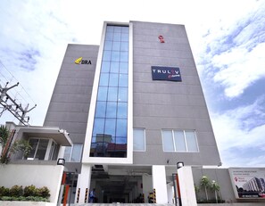Front of property - Truliv Olympus Elite (Chennai)