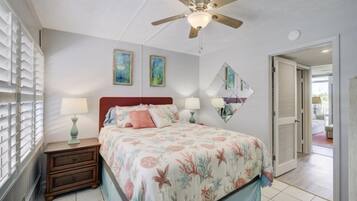 Signature Condo, 1 Bedroom, Balcony, Ocean View | 1 bedroom, individually decorated, individually furnished