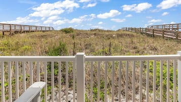 Signature Condo, 1 Bedroom, Balcony, Ocean View | Balcony view