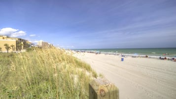 Vlak bij het strand