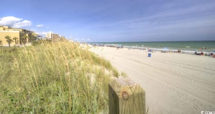 Seaside Elegance Your Coastal Getaway