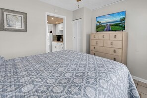 Condo Prestigio, 1 habitación, balcón, vista al océano | 1 habitación, decoración personalizada y muebles diferentes 
