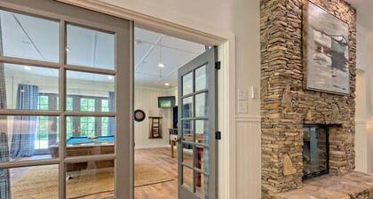 Summer at Lake Burton! Steps from Anchorage Marina!