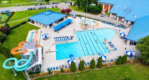 Pool - SummerSale! HotTub · Arcade · 4mi Dollywood | Pet-Friendly Smoky Mountain Escape (Sevierville)