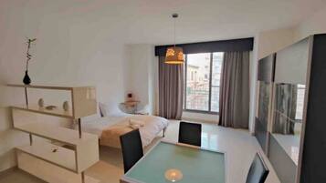 1 bedroom, desk, iron/ironing board, free WiFi