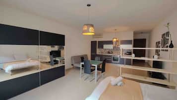 1 makuuhuone, työpöytä, silitysrauta/-lauta, ilmainen Wi-Fi