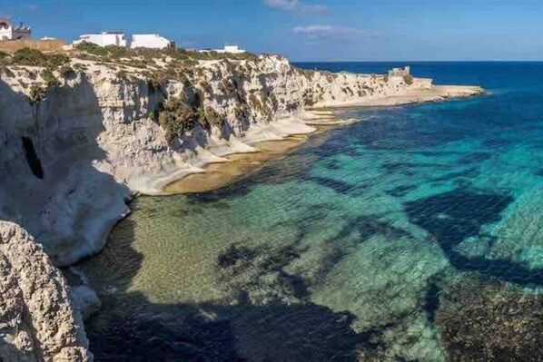 Beach nearby - Amethyst 3 bedroom apartment with sea view (Wied il-Għajn)
