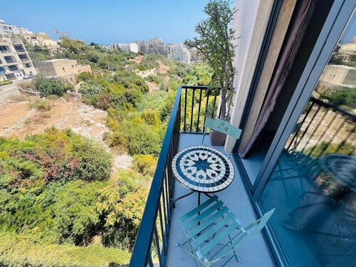Wanderlust 2  - 2 bedroom apartment with valley view