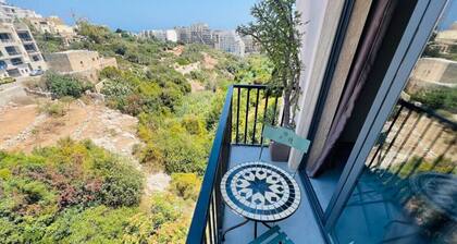 Wanderlust 2 - 2 bedroom apartment with valley view