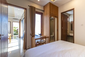 In-room safe, blackout drapes, iron/ironing board, free WiFi