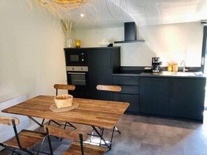 Dining - Bel Air, Accès Piscine - Jacuzzi Privé - Terrasse (Criel-sur-Mer)