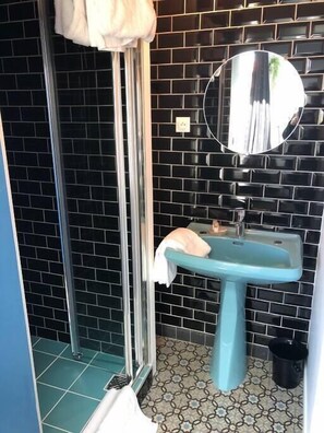 Hair dryer, towels