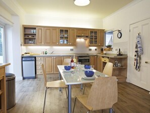 Cottage | Private kitchen