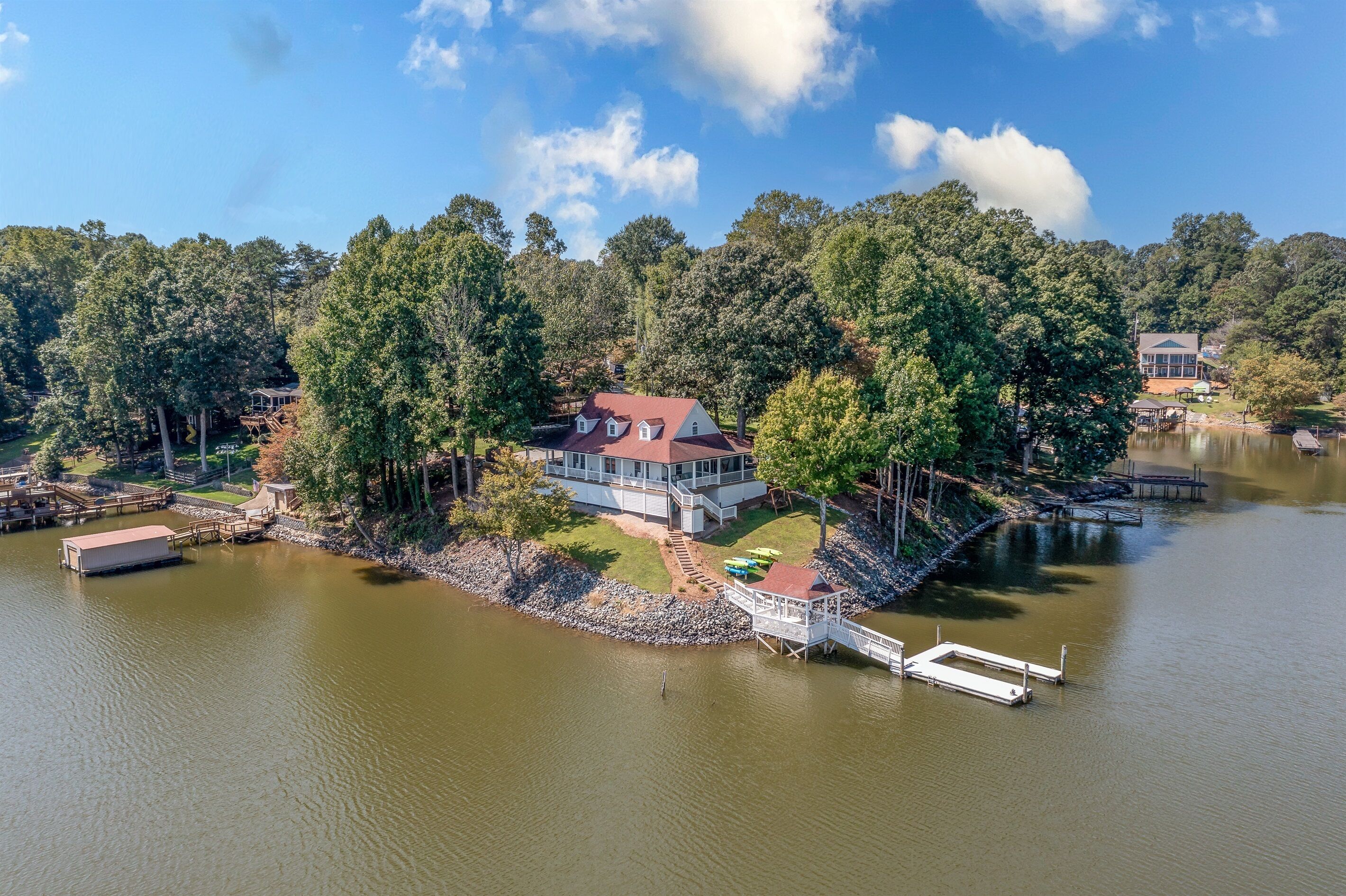 Lake Escape's Paradise Point