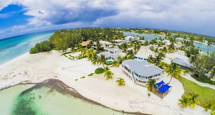 The Cottage at Rum Point - Private Getaway