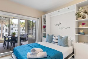 3 bedrooms, Internet - Tamarind Bay 3BD on Seven Mile Beach (Seven Mile Beach)