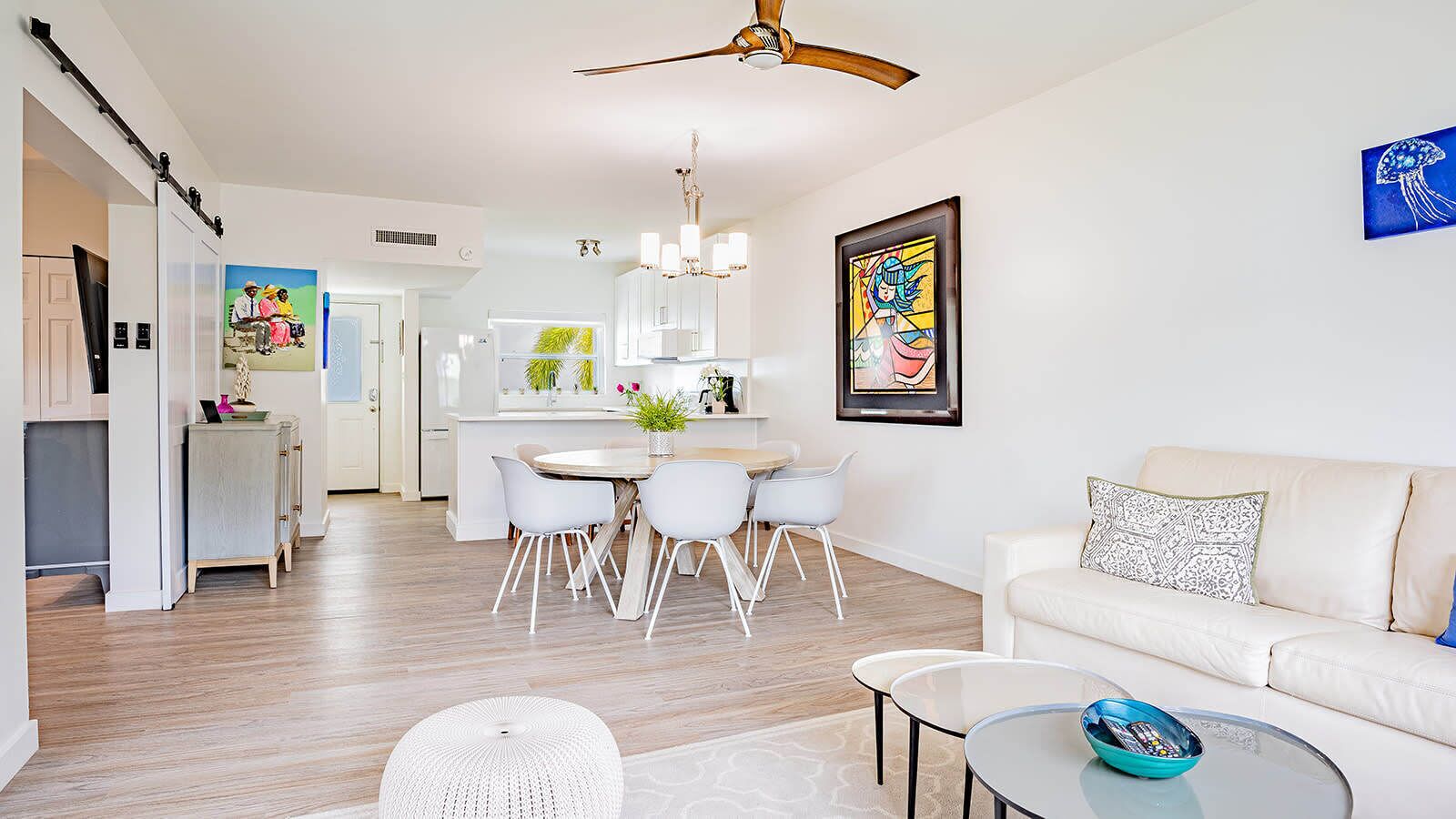 公寓 | 3 間臥室、網路服務