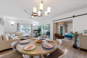 Apartment | 3 bedrooms, Internet - Tamarind Bay 3BD on Seven Mile Beach (Seven Mile Beach)