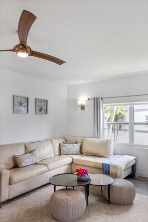 Apartment | 3 bedrooms, Internet - Tamarind Bay 3BD on Seven Mile Beach (Seven Mile Beach)