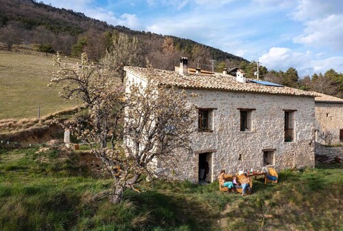 A lovely quiet basic Farmhouse in the Alpes Hautes Provence.