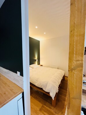 1 Schlafzimmer, Bügeleisen/Bügelbrett, kostenloses WLAN, Bettwäsche