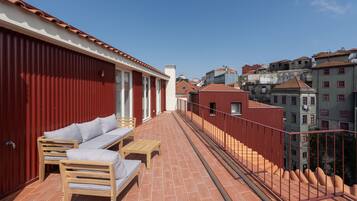 Apartemen Premium | Balkon