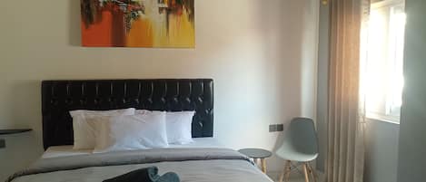 Comfort Double Room | Premium bedding, free WiFi