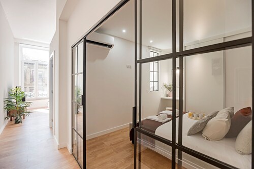 Urban House by LovelyStay