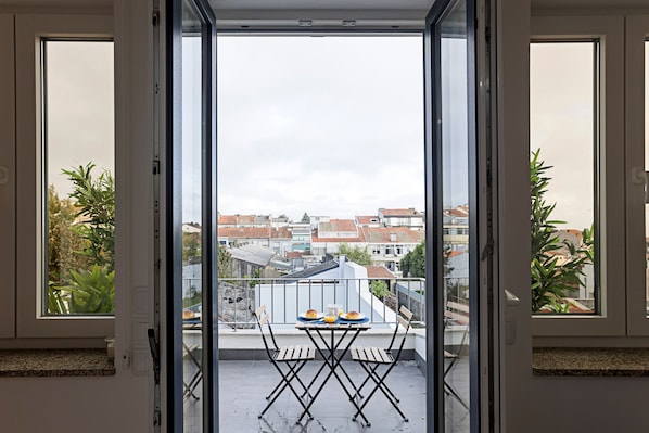 Deluxe Duplex | Balcony