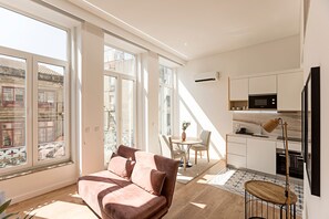 City Studio (3) | Living area