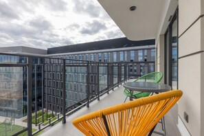 Balcony - Spacious Apartament by Renters Prestige (Warsaw)