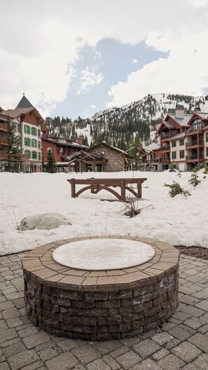 Property grounds - Mountain Memories by Cottonwood Lodging (Solitude)