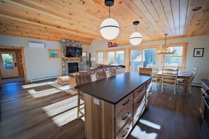 Interior - Songo Chalet - Sleeps 12. Hot Tub. In Bethel, 10 min from Sunday River! (Bethel)