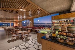 Breakfast, lunch, dinner served; alfresco dining
