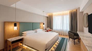 Apartment, 2 Bedrooms | Premium bedding, down comforters, in-room safe, desk