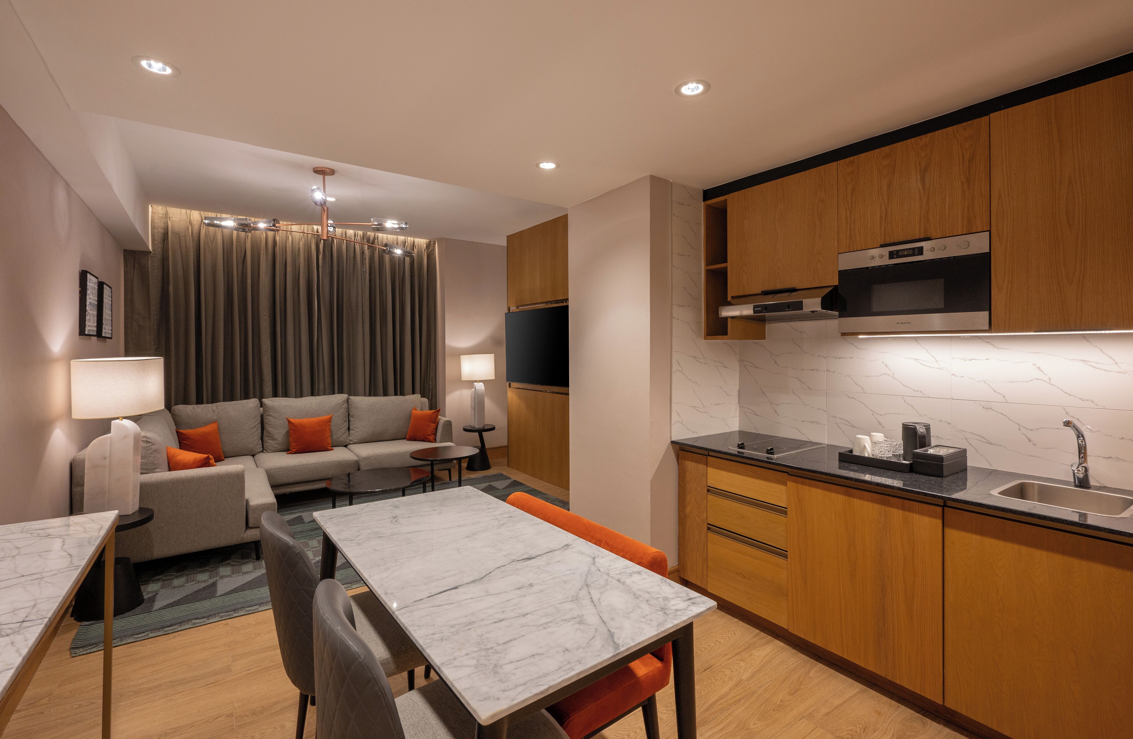 Deluxe Apartment (Studio) | Private kitchenette | Mini-fridge, electric kettle, eco-friendly cleaning products