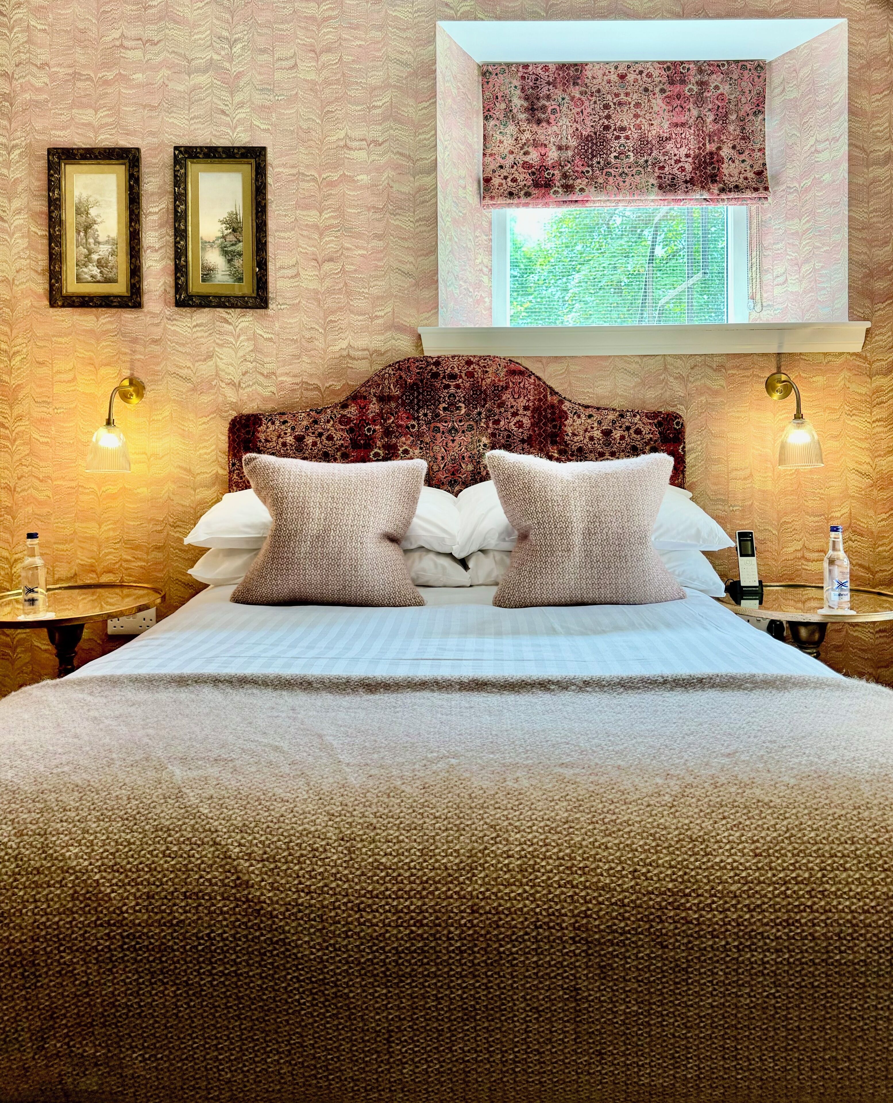 Literie hypoallergénique, décoration personnalisée, bureau