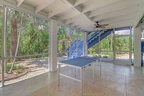 House (21602 Indian Bayou Dr-Right Side) | Exterior