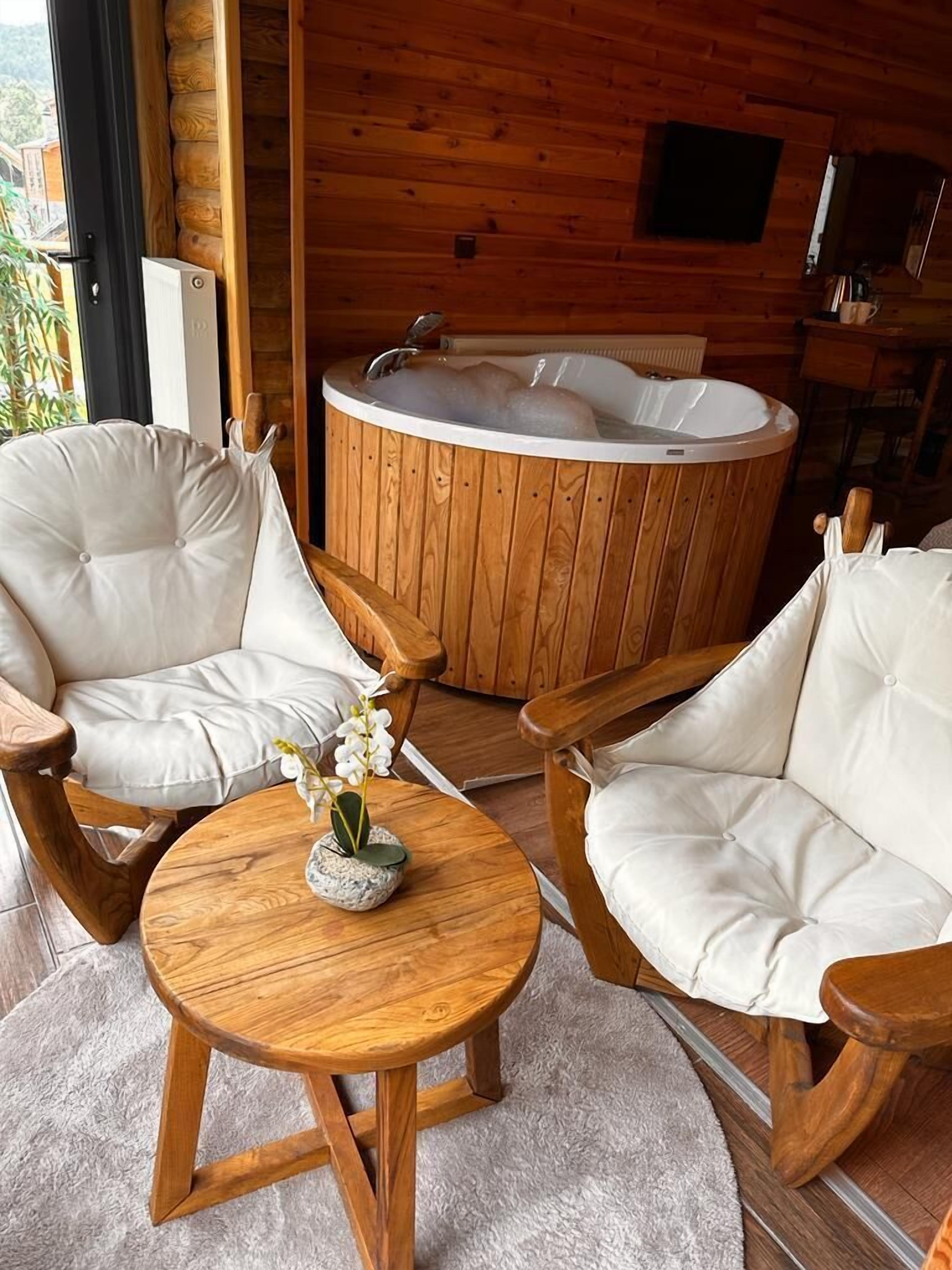 Deluxe Room | In-room safe, free WiFi