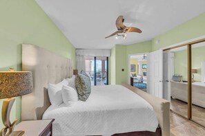 3 slaapkamers, een strijkplank/strijkijzer, gratis wifi, beddengoed