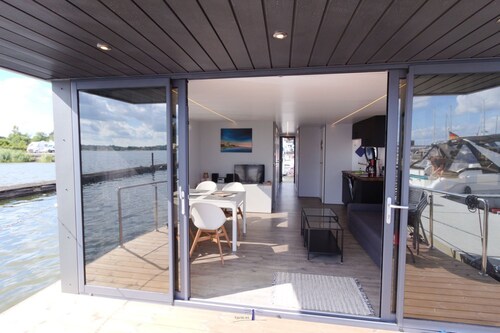 Hausboot Fjord Nordstern mit Dachterrasse in Schleswig am Ostseefjord Schlei