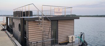 Hausboot Fjord Nordstern mit Dachterrasse in Schleswig